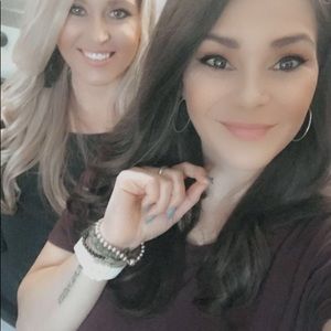 Meet your Posher, Kayla